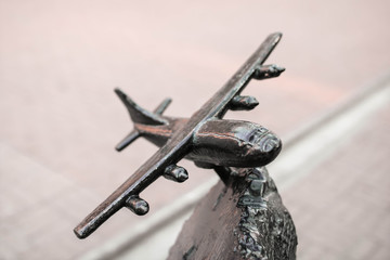 miniature monument to the plane