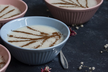 Rice porridge with cinnamon