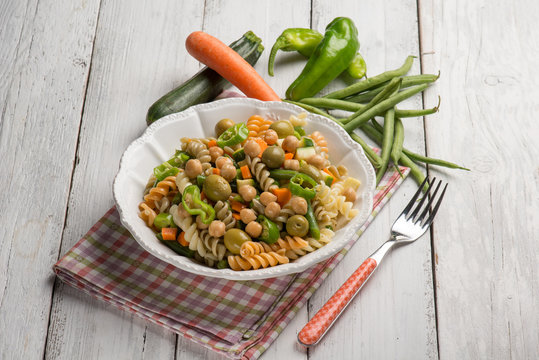 cold pasta salad with mixed vegetables