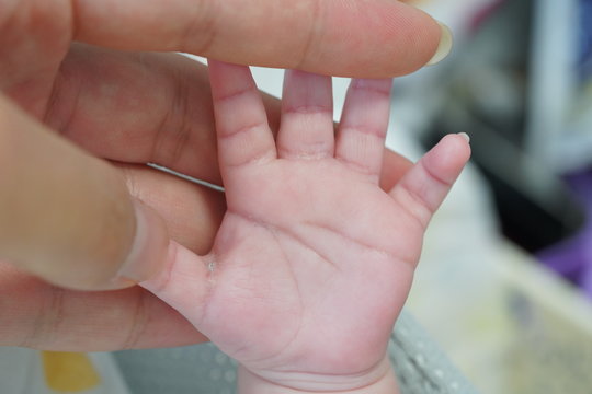 2ヶ月の赤ちゃんの”宝物（ホコリ）”