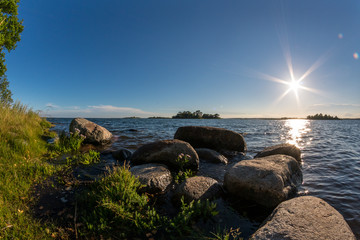 Große Stein an der Küste von Kalmar, Schweden, Wunderschöner Sonnenuntergang © DZiegler