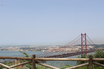 Le pont du 25 avril