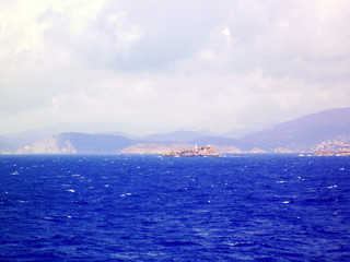 Fototapeta premium montañas al atardecer en la costa de las islas Baleares. España. Europa.