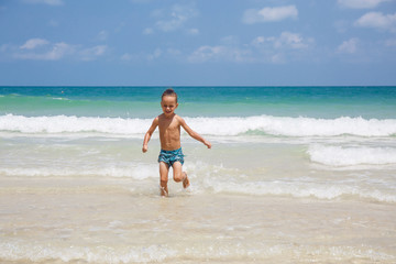 Fototapeta premium little boy in the sea in Thailand
