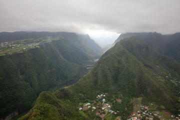 Vue aérienne de l'île de la Réunion dans l'Océan Indien