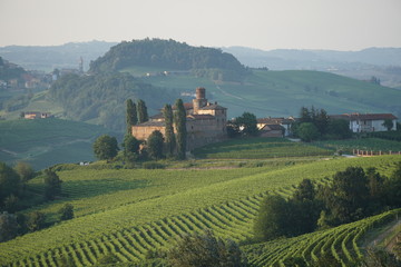 castello della volta, barolo (cn)