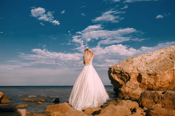 bride at the edge of the mountain