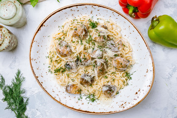 fettuccine with porcini mushrooms