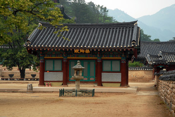 Fototapeta premium Beopjusa Buddhist Temple