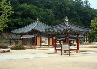 Obraz premium Beopjusa Buddhist Temple