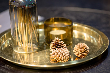 Various decorative items (lamp, vase, picture frame) are decorated in (home, garden, restaurant, coffee shop) small glass decorated beautifully.