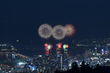 兵庫　みなと神戸海上花火大会