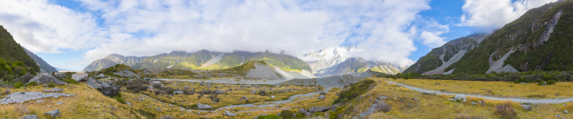 Fototapeta na wymiar Summertime view of panorama Aoraki Mount Cook National Park, South Island New Zealand