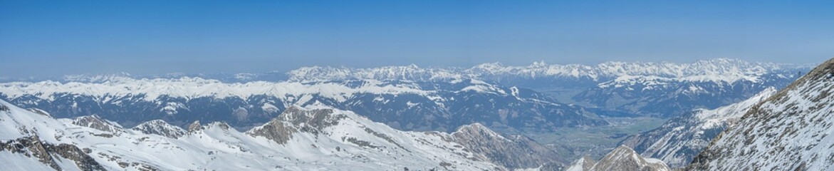 Fototapeta na wymiar Winter Alps panorama