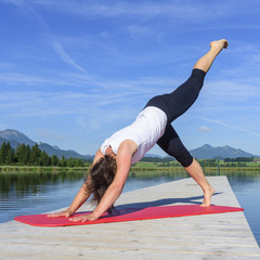 Gesund und fit durch Pilates-Übungen