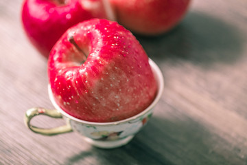 tasty red apples