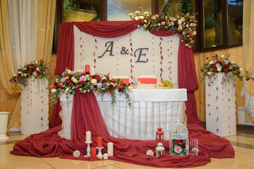 Chic and bright festive bouquet of flowers