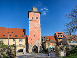Obraz premium Klingenturm in Ochsenfurt that is a small village by river Main
