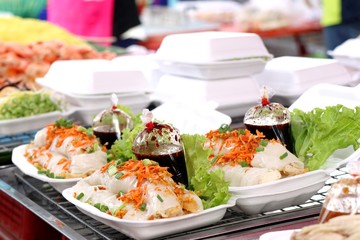 noodle roll at street food