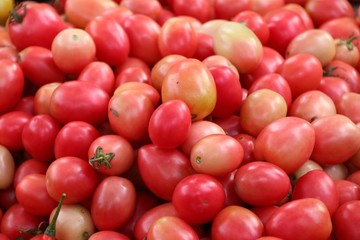 Fresh tomatoes in market
