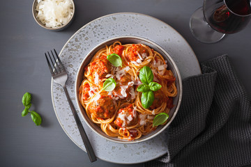 spaghetti with meatballs and tomato sauce, italian pasta