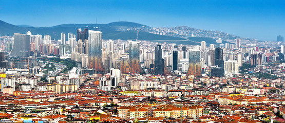 Fototapeta na wymiar Panoramic view of Istanbul from Camlica Hill