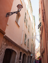 Enge Gasse in Monte Carlo, Monaco