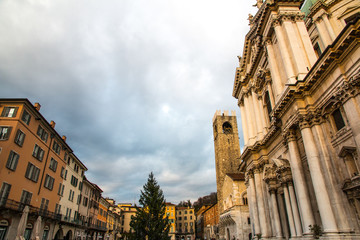 Fototapeta na wymiar Duomo square, Brescia