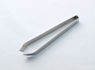 ステンレス製の魚の骨抜き