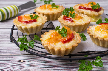 Tartlets with vegetables