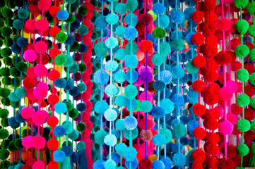 pom pom color artesania