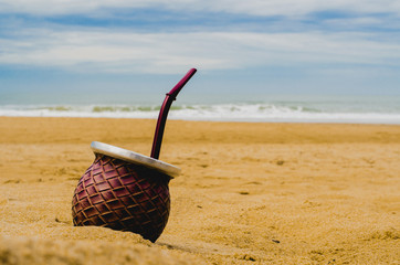 mate en la playa