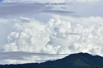 夏の入道雲