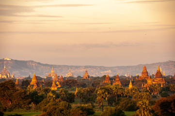 Fototapeta premium Floating over Bagan #5