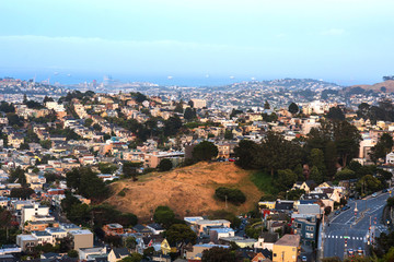 Fototapeta na wymiar View from Corona Heights Park on east of San Francisco in the dusk