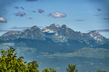 Piancavallo, veduta complessiva di tutte le cime - panorama estivo