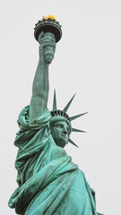 Fototapeta na wymiar Statue de la liberté New York