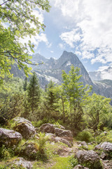 Fototapeta na wymiar Zugspitze in den Alpen in Bayern