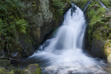 Fototapeta na wymiar Gehard waterfall in Vosges France 