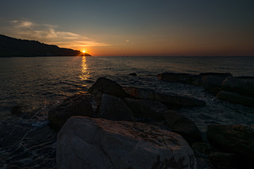 tramonto in spiaggia a Pesaro