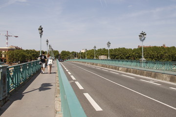 Pont Saint-Pierre sur la Garonne à Toulouse, Haute-Garonne	