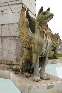 Fontaine de la place Dupuy &agrave; Toulouse, Haute Garonne