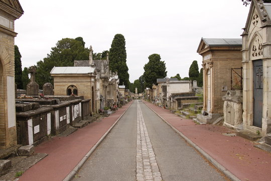Cimetière de Terre Cabade à Toulouse, Haute Garonne	