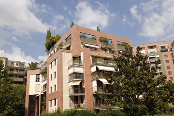 Immeuble moderne &agrave; Toulouse, Haute Garonne