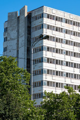 verlassenenes leerstehendes Bürogebäude in der Innenstadt von Berlin