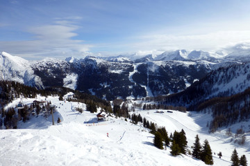 Skifahrer im Skigebiet Zauchensee