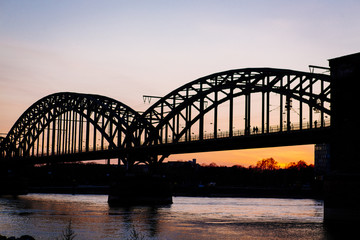 Fototapeta na wymiar Brücke in Köln