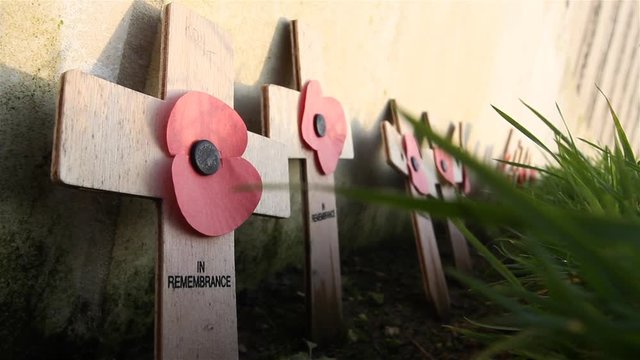 Tyne Cot Memorial :  Flanders Fields ' largest british cemetery 