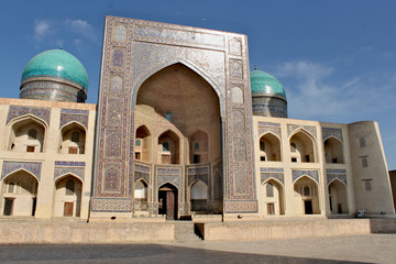 Fototapeta na wymiar Madrasah Mir-i-Arab in Bukhara