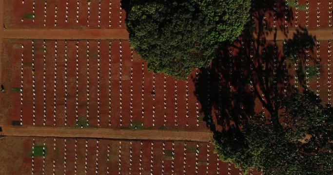 Vista a&eacute;rea do cemit&eacute;rio Campo da Boa Esperan&ccedil;a, Bras&iacute;lia